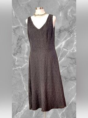 Elegant Chic Eyelet Lace midi dress Sz 12
Formal Cocktail Party Evening A Line